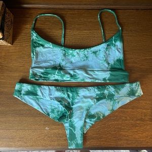 Frankie’s bikinis set